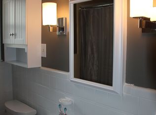 1020 1st St, Rochester, MI 48307