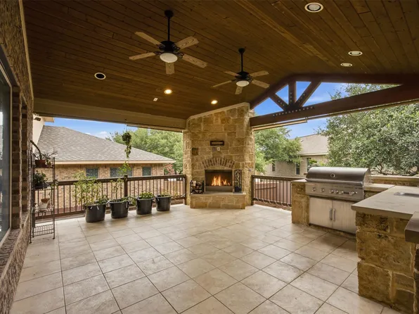 1016 Winding Way Dr, Georgetown, TX 78628