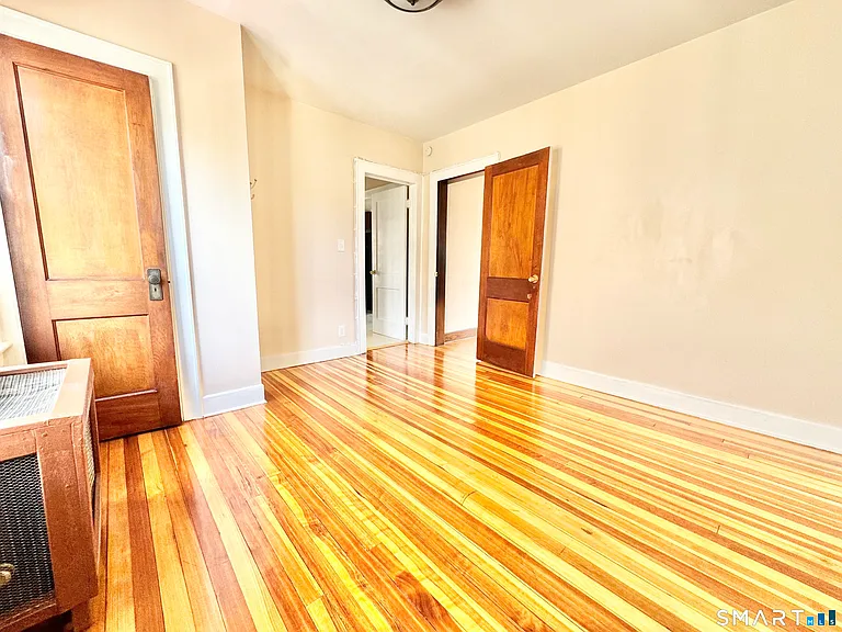60 Westfield Ave — Photo 8