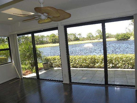 Family Room Lake View