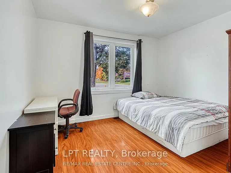 421 Saint Augustine Dr — Photo 3