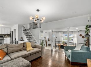 4 Laurie Ter, Hackettstown, NJ 07840