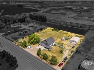 8104 Happy Valley Rd, Kuna, ID 83634