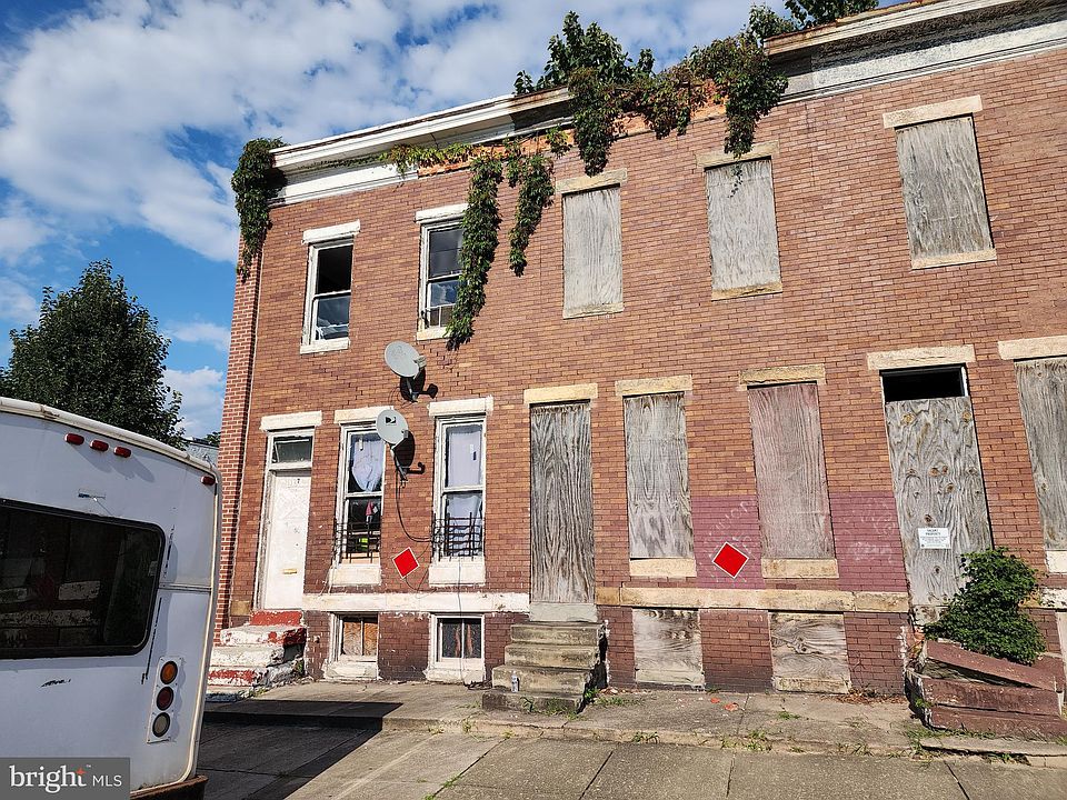 2nd image of 1117 Appleton St