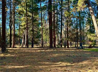 557 S Locust St, Sisters, OR 97759