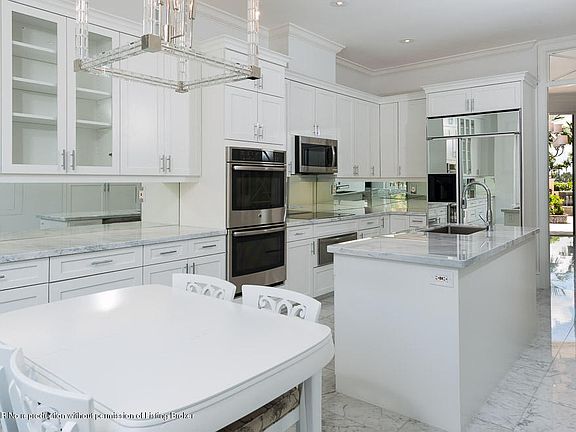 4th image of 236 Bradley Pl