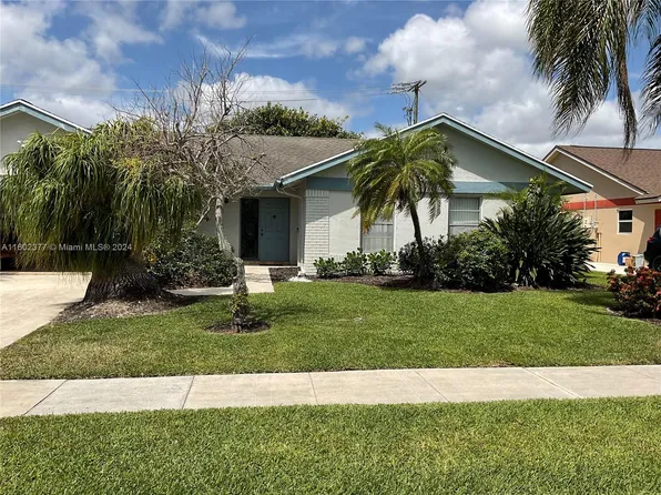 1243 NW 11th St, Boynton Beach, FL 33426