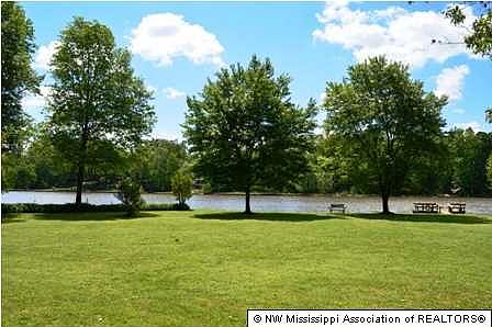 4th image of 1635 Sherwood Ln