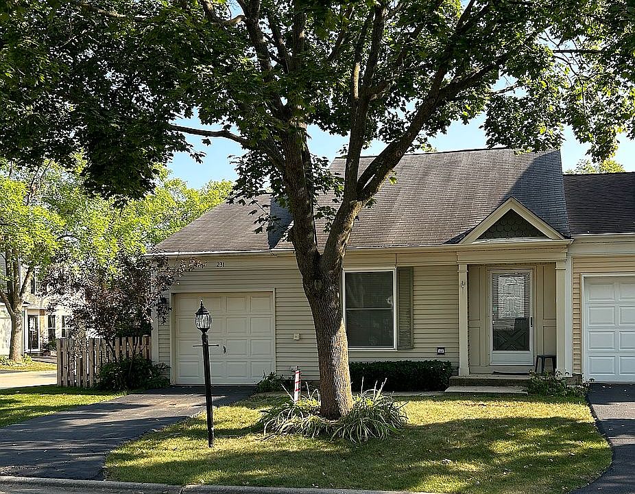 1st image of 231 W Denton Ave