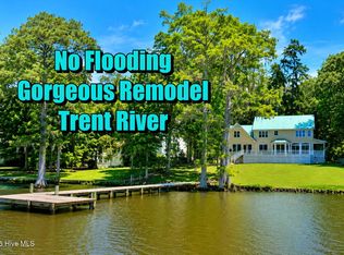 273 W Rock Creek Rd, New Bern, NC 28562