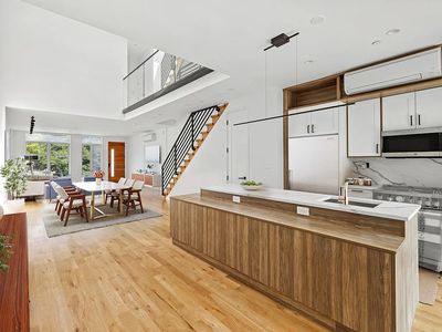 606 E 54th St, Brooklyn, NY, 11203