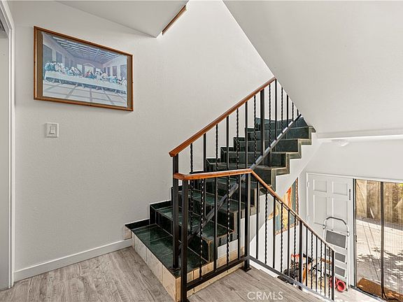 4th image of 1040 252nd St Unit 4