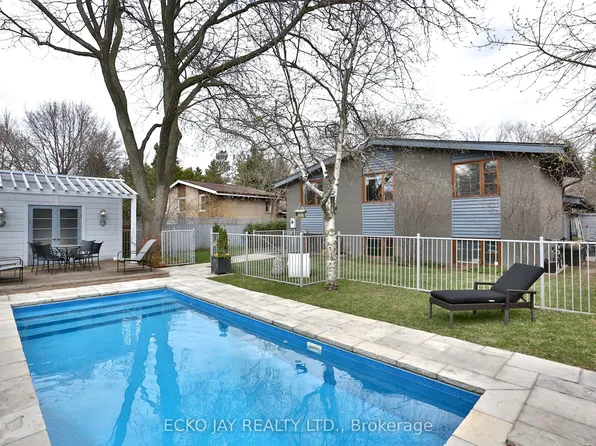 61 Lacewood Cres, Toronto, ON M3A 2Z3