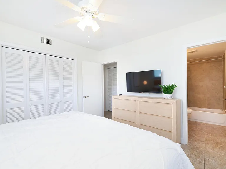 501 N Ocean Blvd #2 — Photo 22