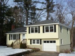 5 Johnson Dr, Plaistow, NH 03865
