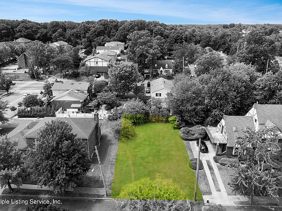 2nd image of 1 Arden Ave