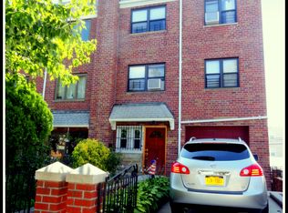 2021 46th St, Astoria, NY 11105