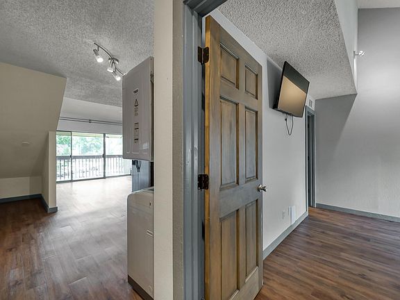 2nd image of 12900 Walden Rd APT 216B