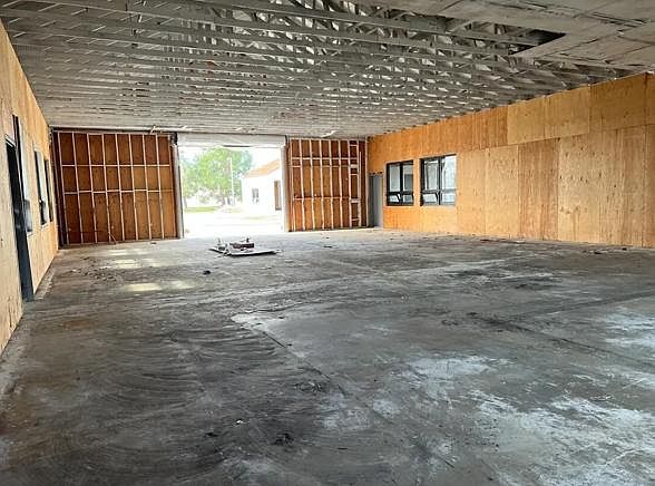1st image of 4130 Hallmark Pkwy