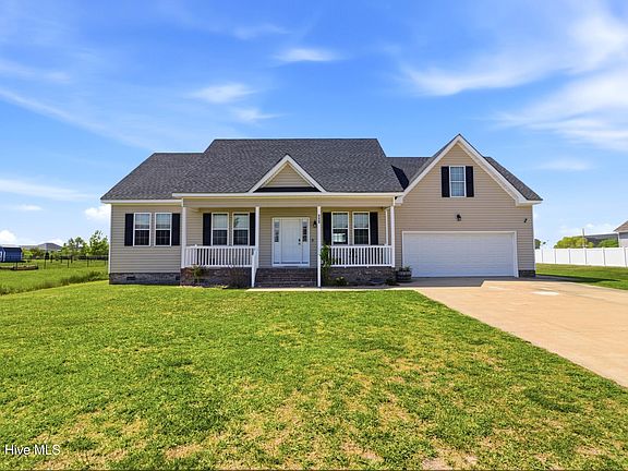 2nd image of 111 Ivy Trace