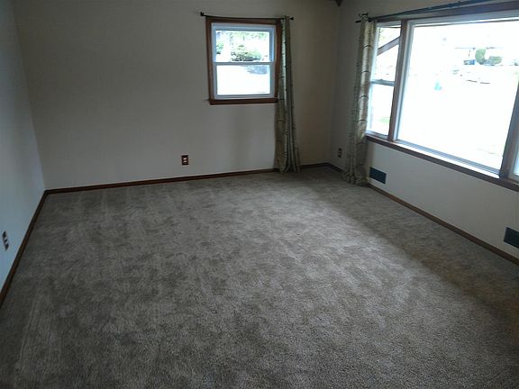 3rd image of 1203 Gorham Pl
