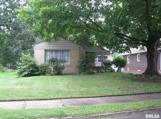 1919 16th St, Rock Island, IL 61201