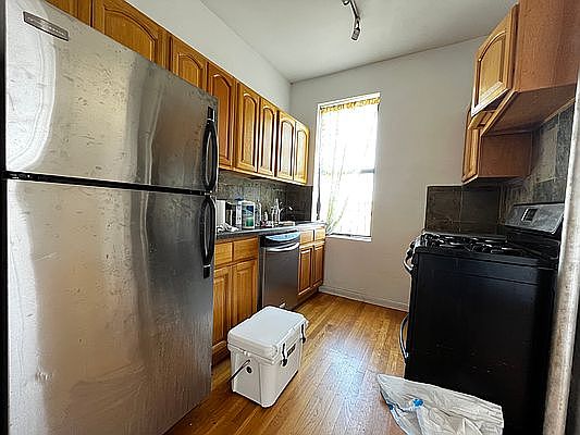 1st image of 267 Lincoln Pl #5D