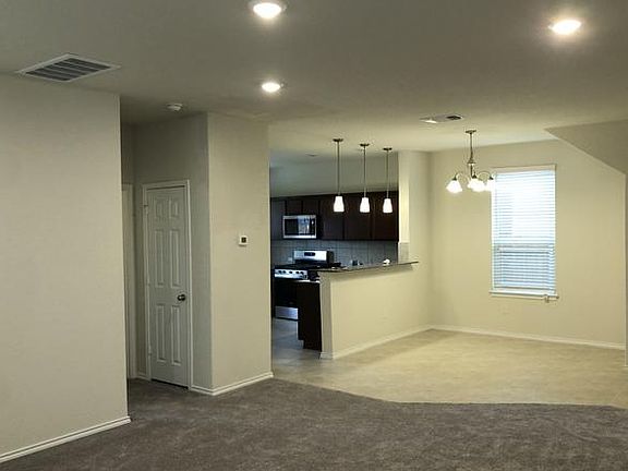 2nd image of 239 Zuma Dr