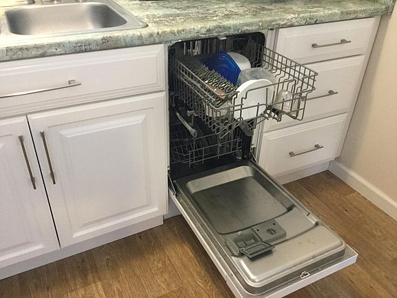 Fantastic dishwasher new Kitchen
Furnished