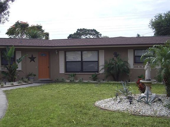 2nd image of 1217 E Venice Ave