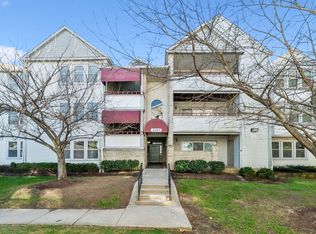 3321 Sir Thomas Dr APT 12, Silver Spring, MD 20904