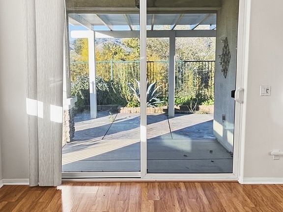 5th image of 1794 Sarazen St