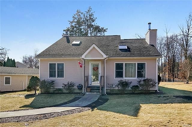 1st image of 53 Forest Ln