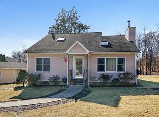 53 Forest Ln, Yorktown Heights, NY 10501