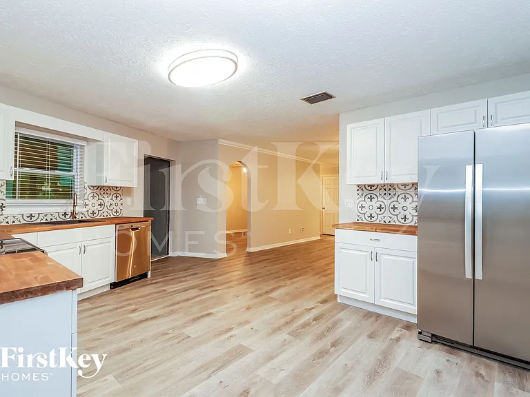 7631 Tall Tree Ct — Photo 5