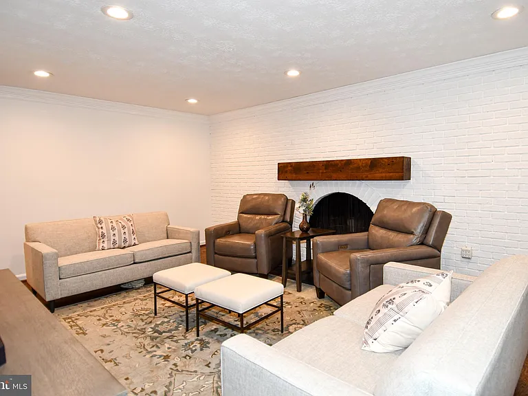 12134 Holly Knoll Cir — Photo 5