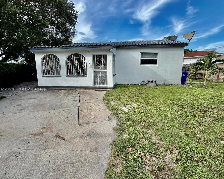 6137 SW 20th Ct #A