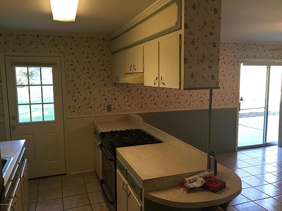 5th image of 107 Lita Dr