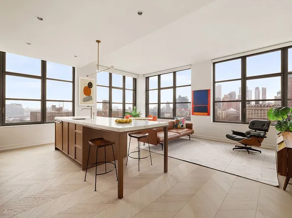 115 York St #12F, Brooklyn, NY 11201