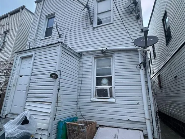 102-10 32nd Avenue image 3 of 4