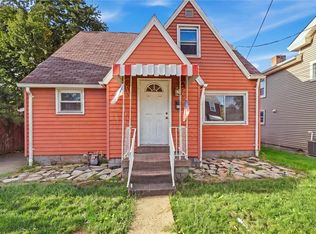 119 E 1st Ave, Tarentum, PA 15084
