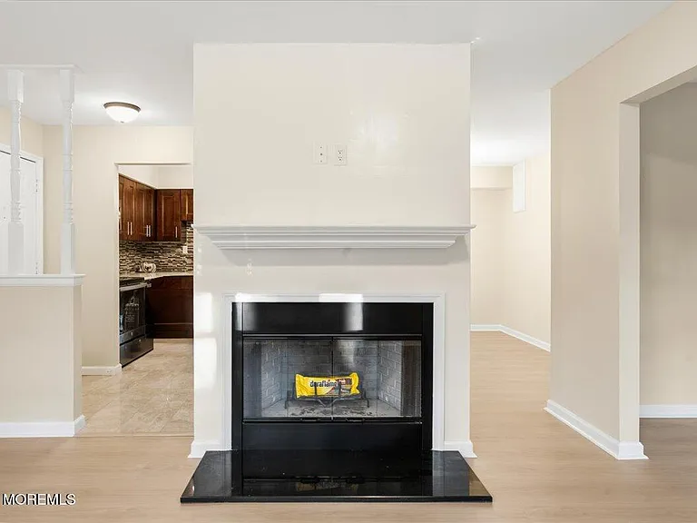 203 Wellington Pl — Photo 11