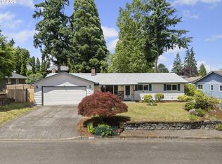 1040 NE 12th Pl, Canby, OR 97013