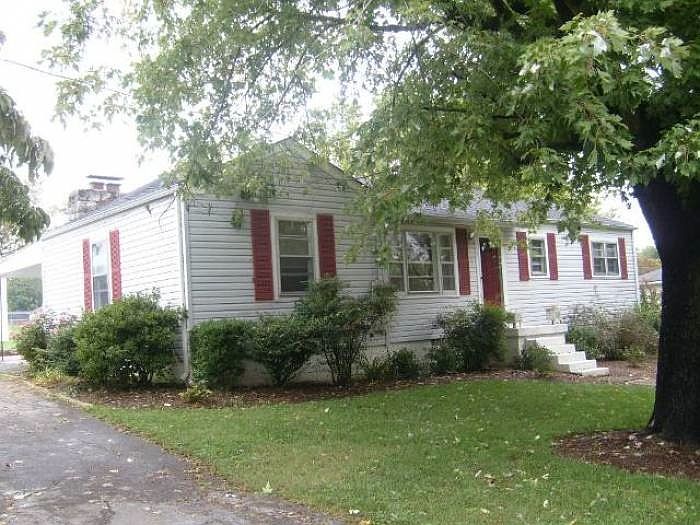1st image of 415 Joann St