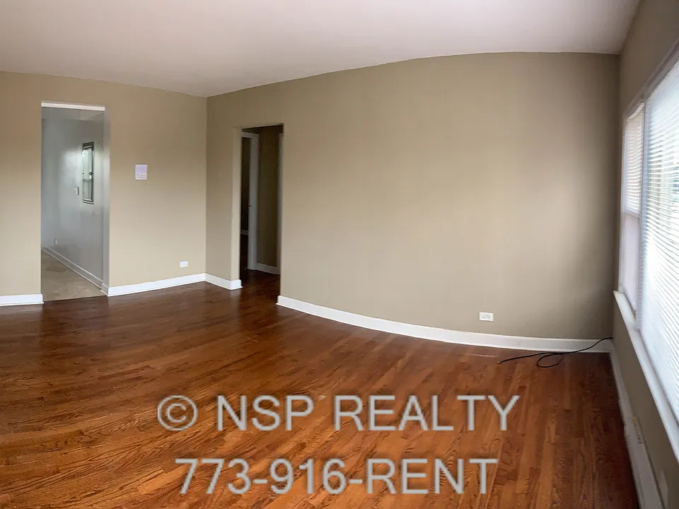 7632 N Milwaukee Ave #2B