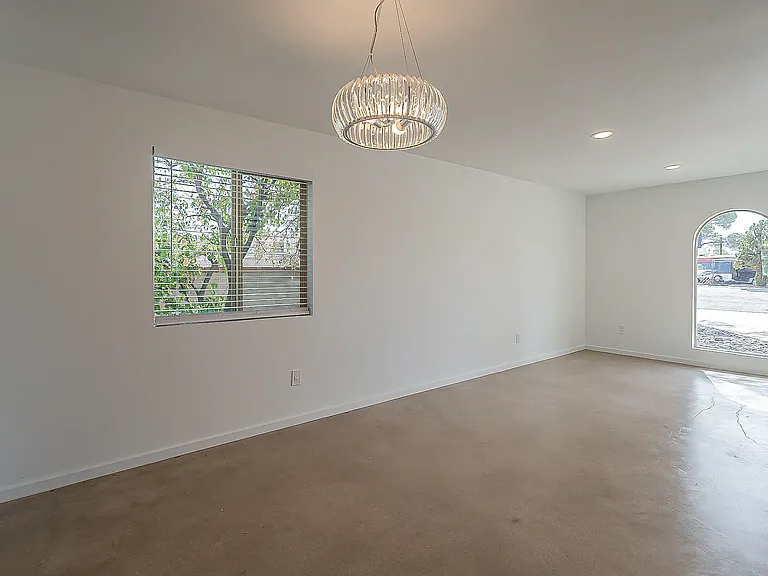 8707 E Wallen Ridge Dr — Photo 32