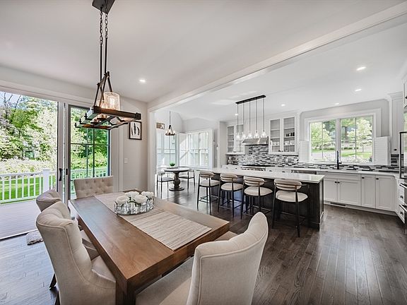 5th image of 69 Wolcott Woods Ln #69