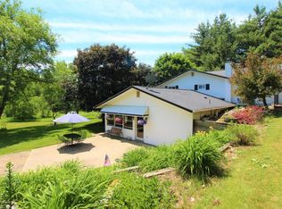 7350 E Clinton Trl, Eaton Rapids, MI 48827