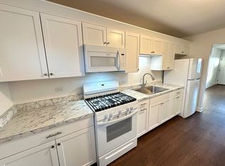 222 S Tryon St #6, Woodstock, IL 60098