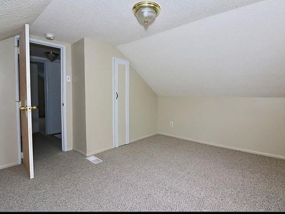 4th image of 24111 Stanford St